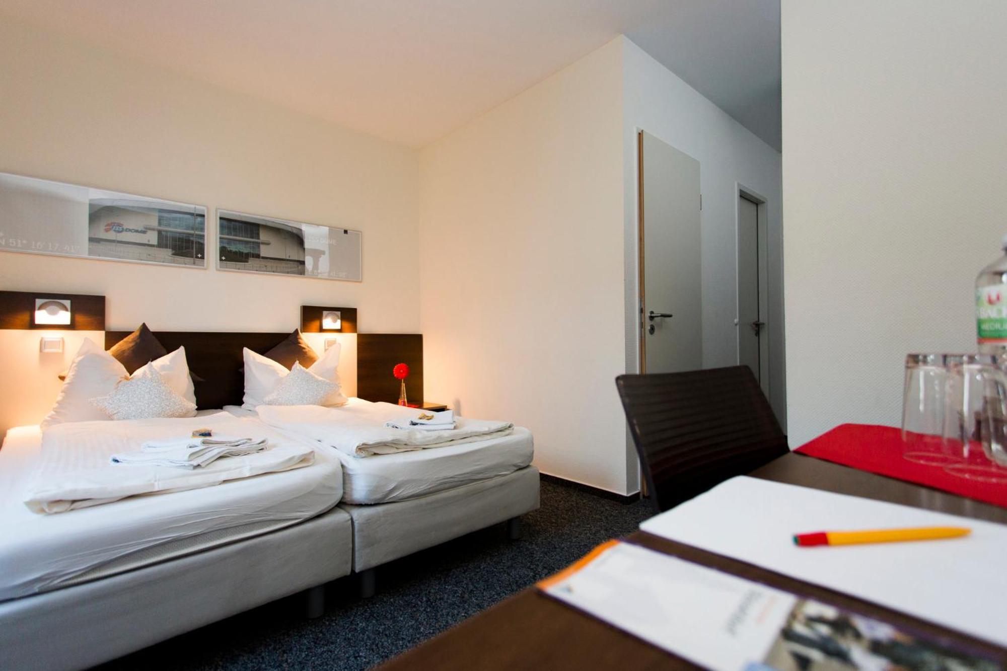 Jugendherberge Duesseldorf Ngoại thất bức ảnh